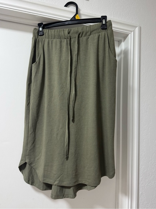 Zenna Dresses & Skirts - Zenna Women's Olive Green Drawstring Skirt